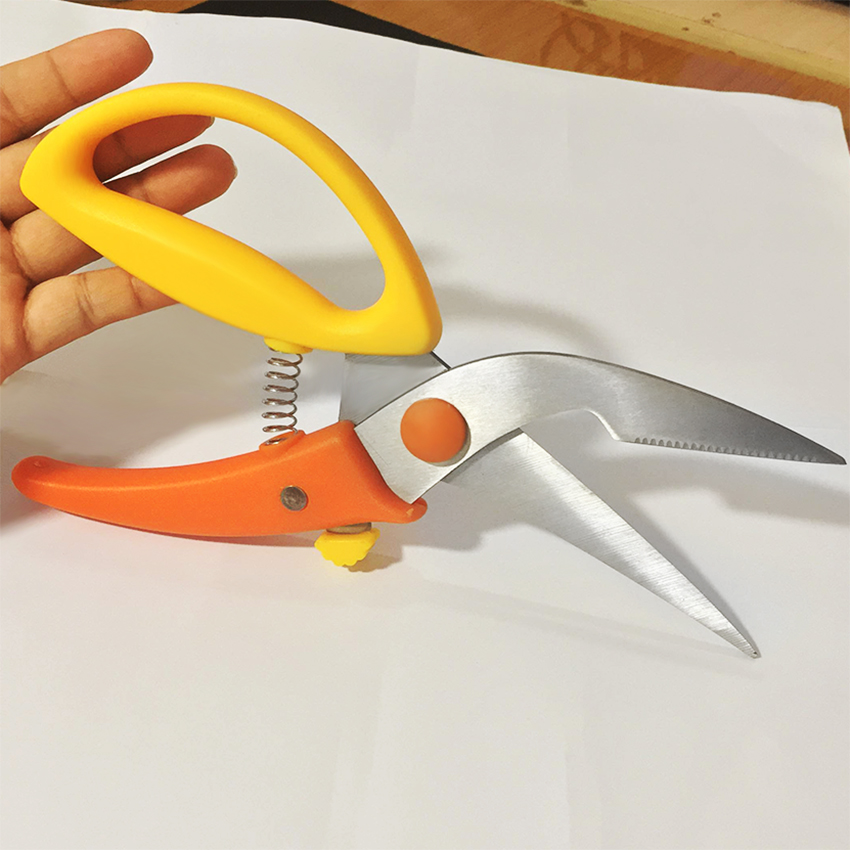 Kéo cắt gà Kitchen Scissors (Vàng cam)